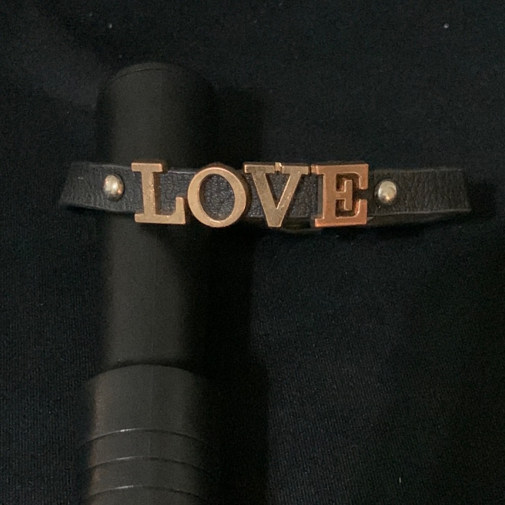 Leather and rose gold LOVE bracelet